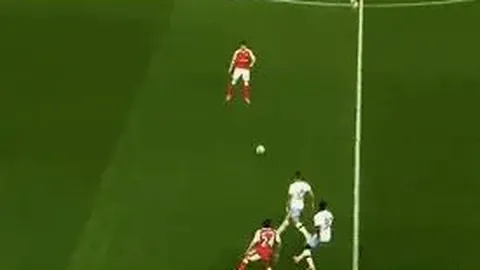 巴黎阵容公布：姆巴佩领军，李刚仁上阵，登贝莱替补待命